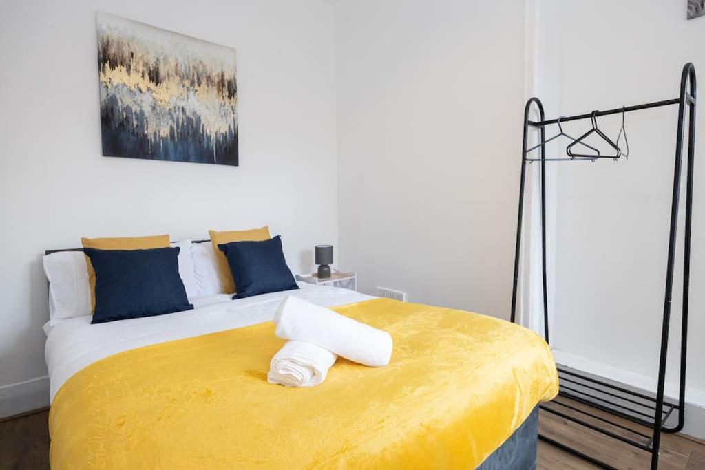 Old Trafford Modern 3 Bedroom House Appartement