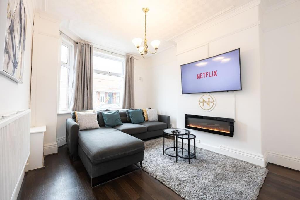 Apartment Old Trafford Modern 3 Bedroom House Manchester